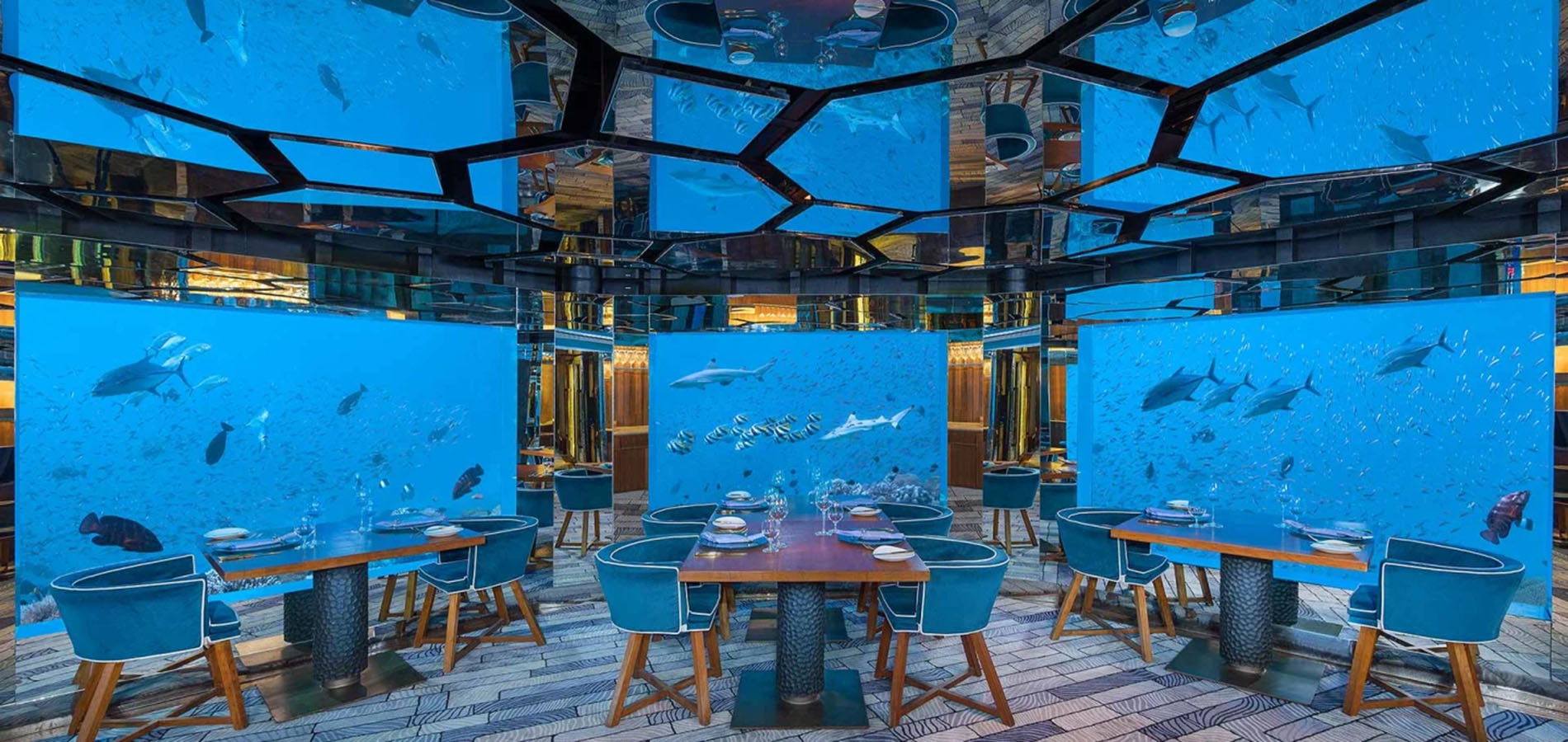 Sea Underwater Restaurant at Anantara Kihavah